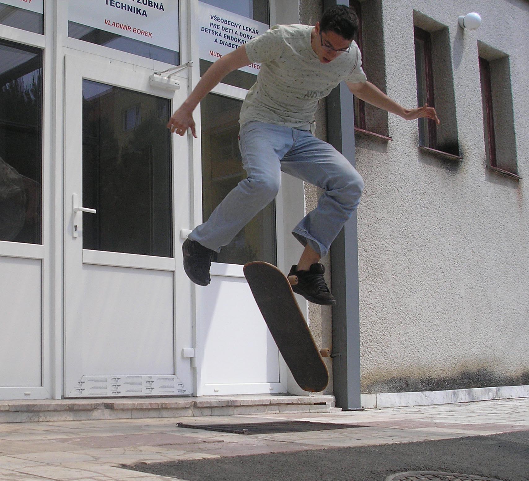 Kickflip.jpg